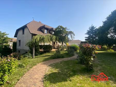 trés belle maison familiale champenoise sur la commune de saint