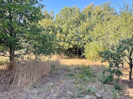 terrain non viabilisé proximité de ferrieres 615 m2