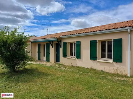vente maison 4 pièces 104 m² à vouille (79230)  229 200 €