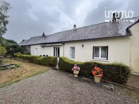 longère avec une dépendance sur 1600 m² de terrain à petit mars