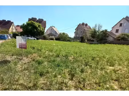 terrain à bâtir – 750 m² à ciry-le-noble