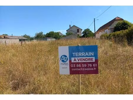 terrain à bâtir - 768 m²