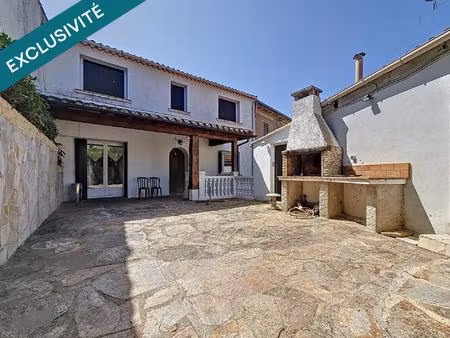 grande maison de ville avec cour  terrasse  garage et dépendances – le bousquet-d'orb (342