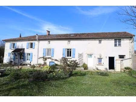 vente maison à villemain (79110) : à vendre / 207m² villemain