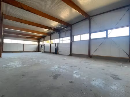 locaux d'activités à louer 307 m² - cenord bourg en bresse