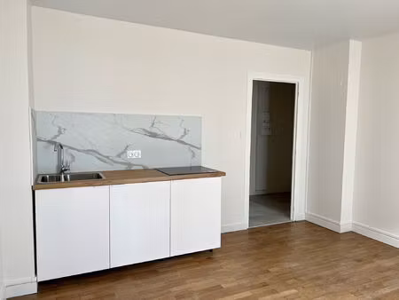 location appartement 1 pièce 23 m² à grenoble (38100)