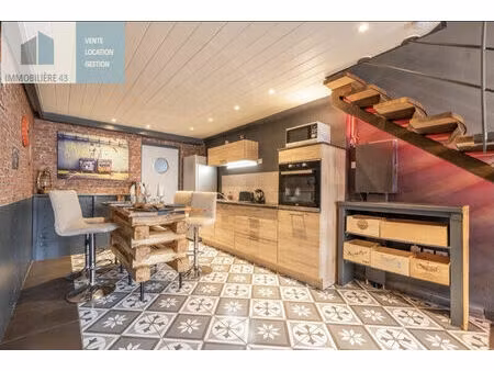 location appartement 5 pièces 129 m² à le puy-en-velay (43000)