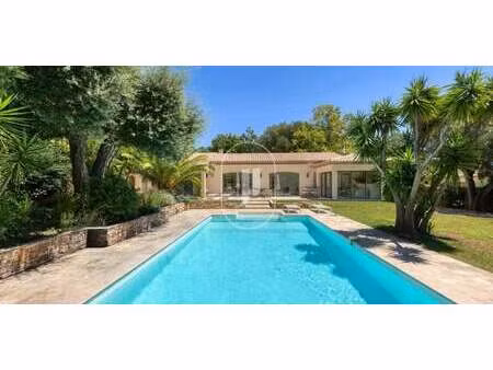 propriété avec piscine grimaud (83)