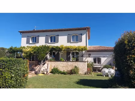 vente maison 6 pièces 180 m² à le muy (83490)  869 000 €