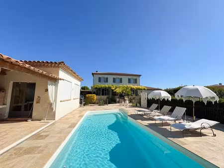 vente maison 6 pièces 180 m² à le muy (83490)  890 000 €