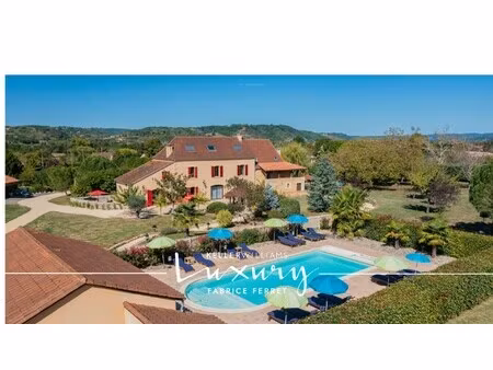 maison de luxe à vendre à siorac-en-périgord