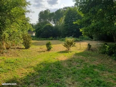 terrain de loisirs vouillé 86190