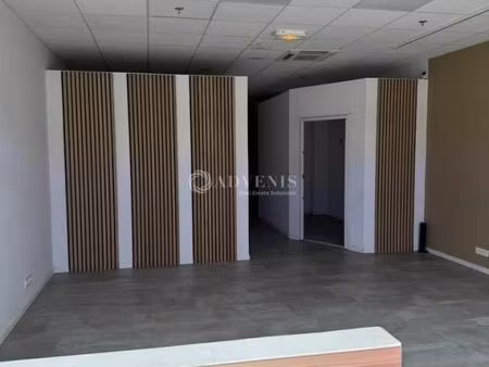 local commercial 110 m²