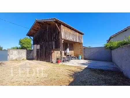 maison 8 pièces 240m²
