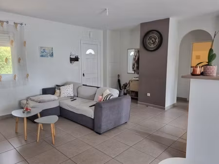 plain-pied - 76m² - 2 ch - verrieres - 86410