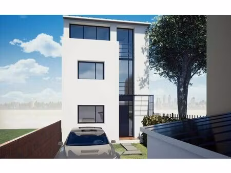 terrain de 251 m² vendu avec pc