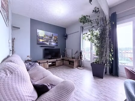 très bel appartement de 90m2 sur la commune de scy-chazelle