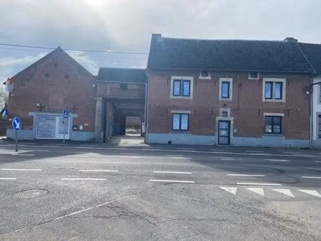 ferme - 822 m² - hognoul