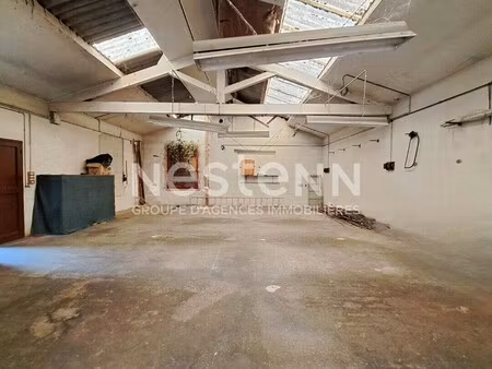 a vendre parking-box lavelanet 191 m² sur terrain constructible 923 m²