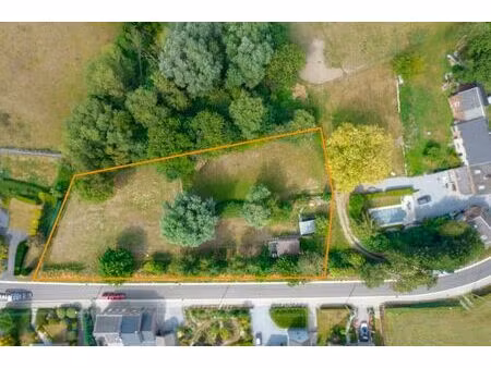 belle parcelle de terrain de +/- 3.245 m²