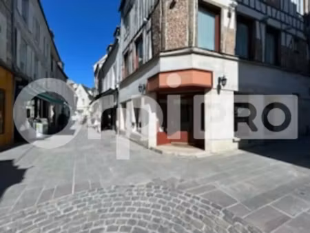 local commercial a louer