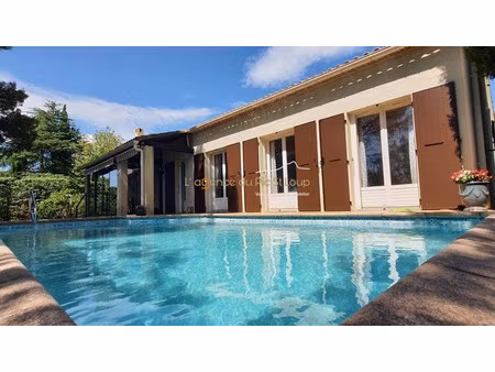 !!! nouveau prix !!! maison de plain pied avec piscine