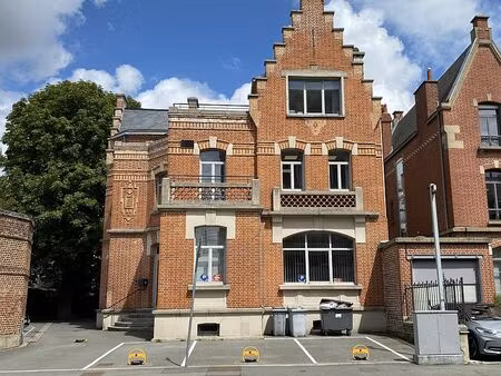 location bureau la madeleine 570 m²