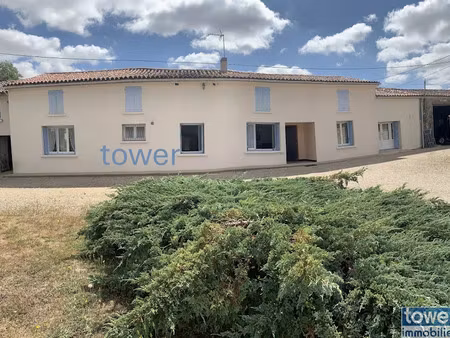 vente maison 5 pièces 120 m² à fontaine-chalendray (17510)  135 000 €