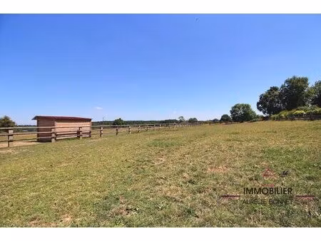bâtisse normande avec hectares aux portes de lisieux