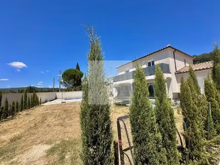 villa rt 2012 avec belle vue