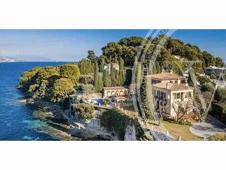 villa de luxe de 8 pièces en location saint-jean-cap-ferrat  provence-alpes-côte d'azur