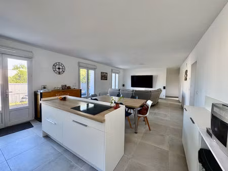 vente maison 6 pièces 122 m² saint-laurent-des-arbres (30126)
