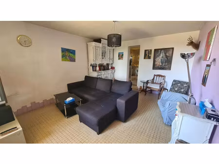 vente maison 2 pièces 99 m² bourg (33710)
