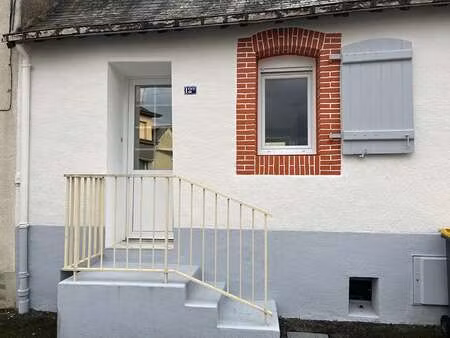 location maison à laval (53000) : à louer / 30m² laval