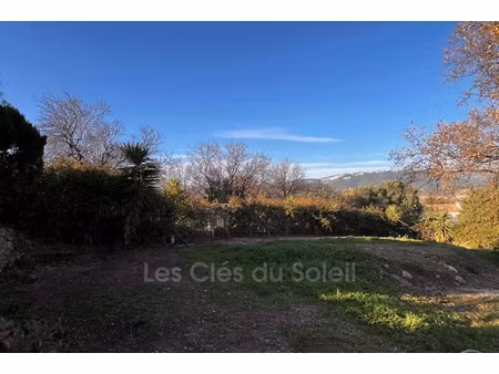 vente terrain 572 m² à ollioules (83190)  424 000 €