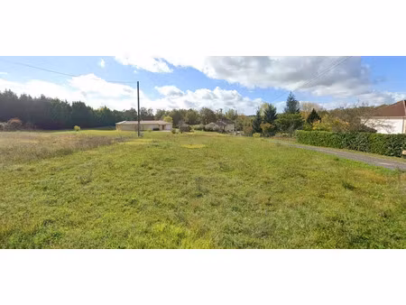 vente terrain 1350 m² à gourdon (46300)  16 200 €