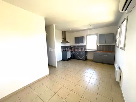 location appartement 2 pièces 32.5 m² à monteux (84170)  517 €