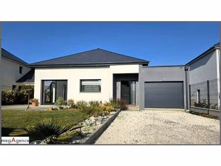 plain pied contemporain 2022- 3 chambres - garage - jardin