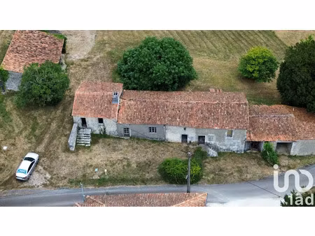 vente maison 4 pièces 155 m² à chadurie (16250)  71 000 €