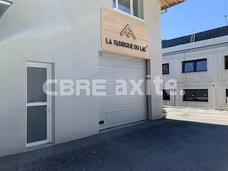 location local d'activités bluffy 130 m²