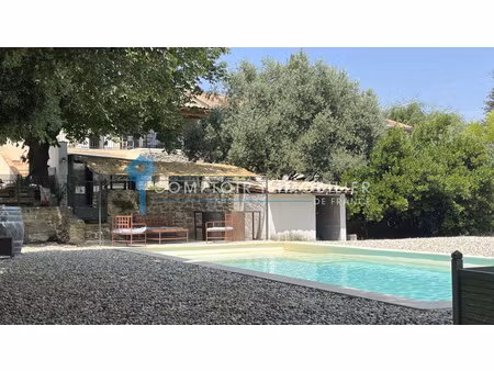 mas 9pièce(s) 6chambre(s) 212 m² montségur-sur-lauzon (26130)