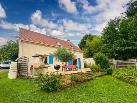 vente maison 5 pièces  103.00m²  montalet