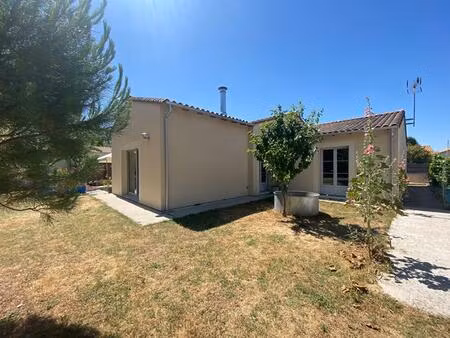 pavillon prahecq 6 pièce(s) 143 m2 4 chambres