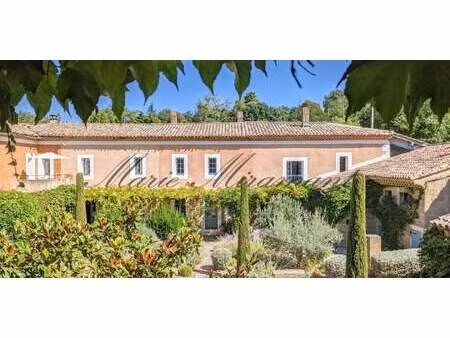 propriété avec piscine et jardin uzès (30)