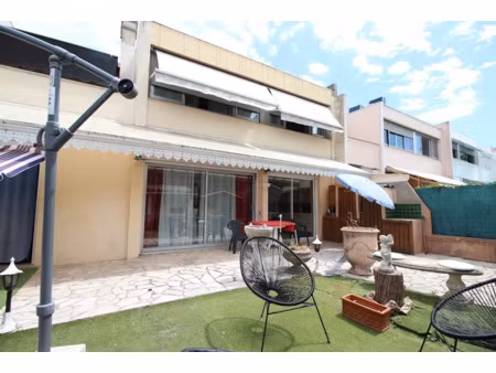 vente maison 4 pièces 91 m² à le cannet (06110)  470 000 €