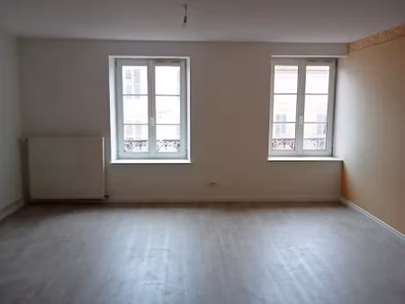 location appartement 3 pièces 70 m² à baccarat (54120)  500 €