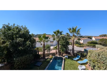 villa t6 recente avec garage et piscine - toulon - 10 min a