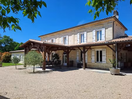 vente propriété 12 pièces 323 m² à périssac (33240)  999 900 €