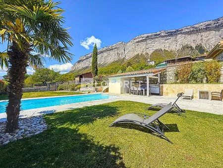 maison de luxe à vendre à biviers