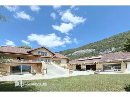 maison de luxe à vendre à nances